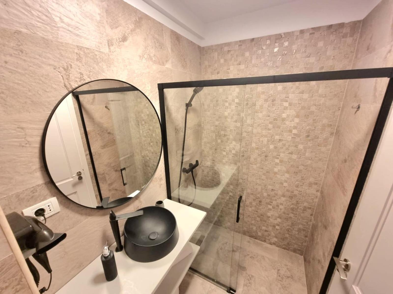 Studio Anabella-Endless Summer Mamaia Nord Apartaments นาโวดาริ ภายนอก รูปภาพ